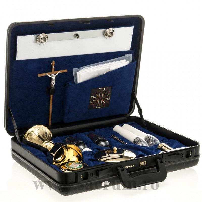 982-3-800x800-1.jpg Trusa Liturghie interior albastru